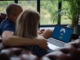 Pomocí VPN mohou cestující prozkoumat stejnou trasu z r�zných IP lokalit a...