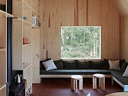 Majitelé chaty po�ítali s tím, �e si sem budou zvát i p�átele. Proto nabízí...