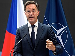 O bezpe�nosti a Ukrajin� jednali ve �tvrtek v Praze premiér Petr Fiala z ODS a...