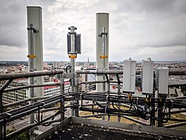 Výhledy od BTS operátora O2 na telekomunika�ní v�i v Pardubicích