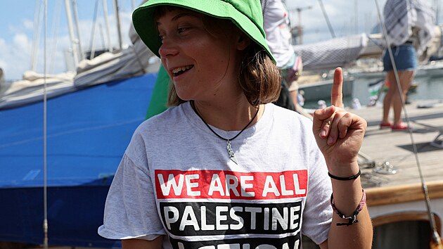Flotila lod� nalo�en� humanit�rn� pomoc� m���c� do P�sma Gazy vyplula z Barcelony, na palub� s propalestinsk�mi aktivisty v�etn� Grety Thunbergov�. (31. srpna 2025)