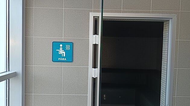 Kryt st jihlavskho akvaparku Vodn rj je pipravena pivtat nvtvnky. Otevela se i s nkolika drobnmi novinkami. Provoz vak bude komplikovat rezervace tdrhovho baznu pro vuku plavn. (2. z 2025)