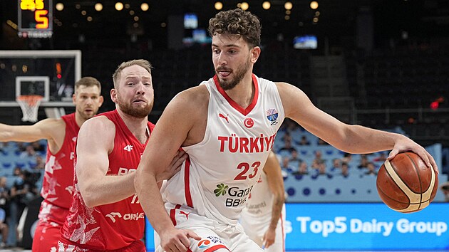 Lehçe saldırısı geç geldi, Sengün Türkleri yarı finallere çekti