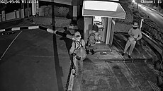 Maskovaní úto�níci odpálili bombu v bankomatu na jihu Thajska