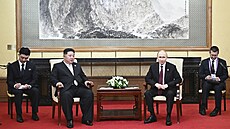 Kim �ong-un a Vladimir Putin se se�li v Pekingu. (3. zá�í 2025)