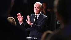 Norský premiér Jonas Gahr Störe v p�edvolební debat� (7. zá�í 2025)