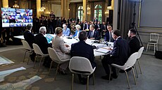 V Pa�í�i se konalo jednání takzvané koalice ochotných, které svolal francouzský...