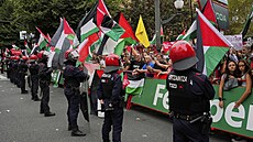 Propalestintí aktivisté zablokovali cíl, jedenáctá etapa Vuelty je bez vítze