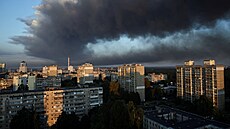 Ruské útoky na Kyjev zp�sobily po�áry obytných budov, zranily 18 lidí a dal�í...