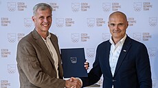 Tisková konference skupiny CSG ve spolupráci s �eským olympijským týmem u...