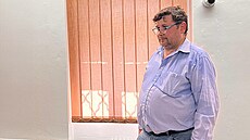 Strojvedoucí Martin Schütz v jednací síni Okresního soudu v Teplicích. (15....