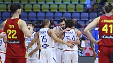 Radost italských basketbalist� po vít�zství nad �pan�lskem.