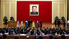 Severokorejský vdce Kim ong-un poprvé zveejnil svj portrét bez toho, aby...