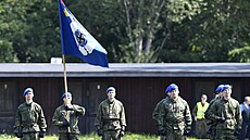 Finská armáda se rozhodla zbavit svastiky na svých vlajkách. (31. ervence 2019)