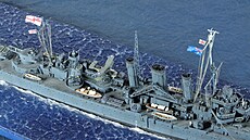 HMAS Australia  stední ást pravoboku
