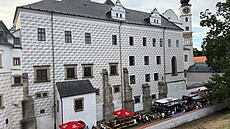 Na pardubickém zámku se poslední srpnový víkend konal 28. ro�ník oblíbeného...