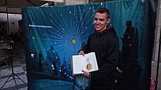 Jan Kratochvíl, student �VUT, �bivakoval p�ed Starom�stskou radnicí od sedmi od...