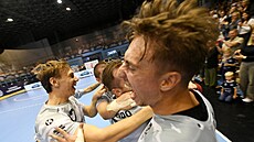 Lovosice slaví výhru, v pop�edí Jaroslav Trkovský.