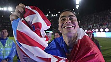 Paraguayský fotbalista Miguel Almiron oslavuje postup na mistrovství sv�ta.