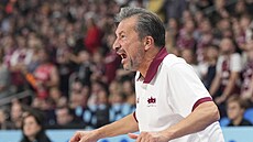 Italský trenér loty�ských basketbalist� Luca Banchi