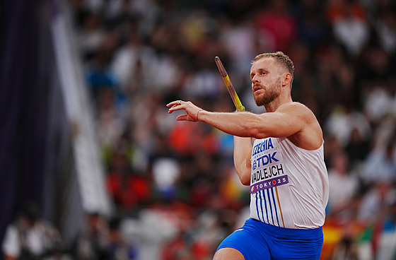 Jakub Vadlejch se rozbíhá k hodu ve finále mistrovství svta.