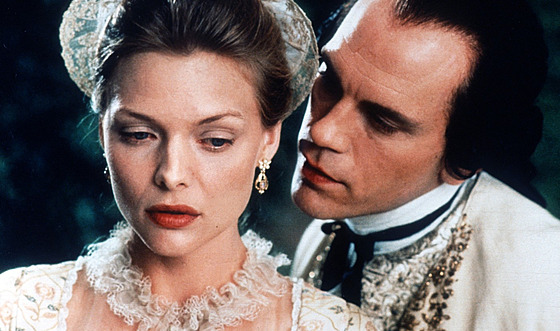 Michelle Pfeifferová a John Malkovich ve filmu Nebezpené známosti (1988)