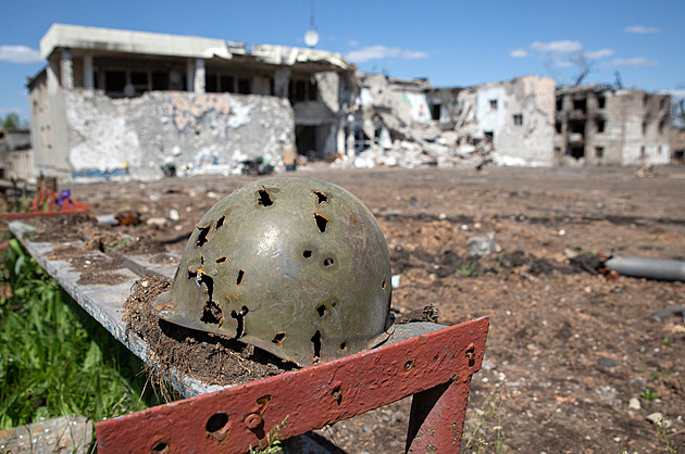 Helmy vedou ke zraněním, nehody způsobuje los, ukazují statistické klamy