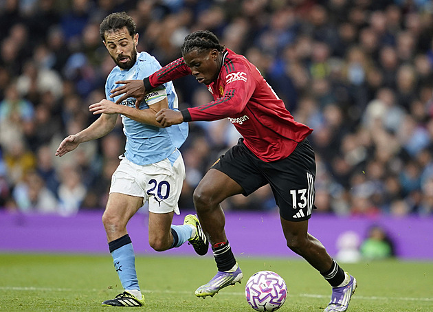 ONLINE: United hrají derby proti City, pak v akci Chelsea, Liverpool i Arsenal