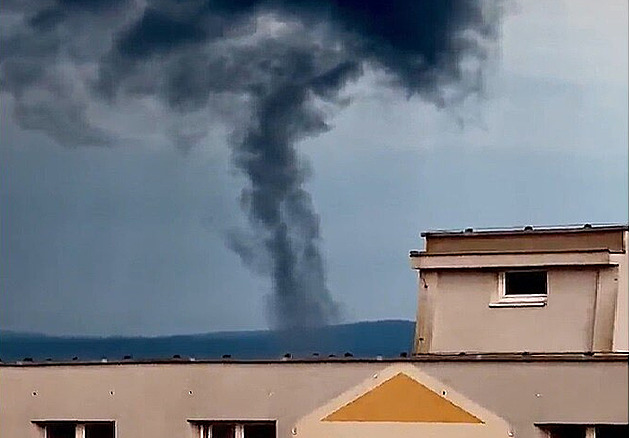 U Hodonína se objevilo slabší tornádo. Škody však napáchal hlavně déšť