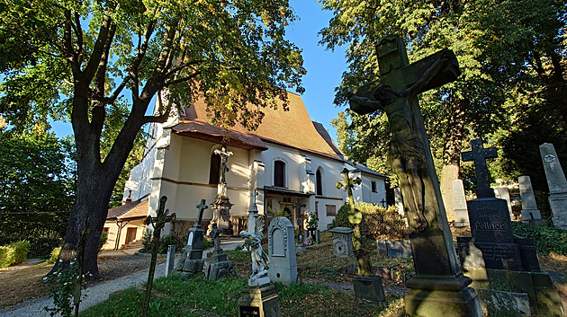 Msto Moravská Tebová pevzalo tamní kostel Nalezení sv. Kíe z roku 1603 od...