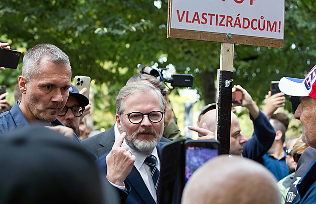 Z politiků se stávají influenceři, kteří se snaží prezentovat své předvolební vize a sliby