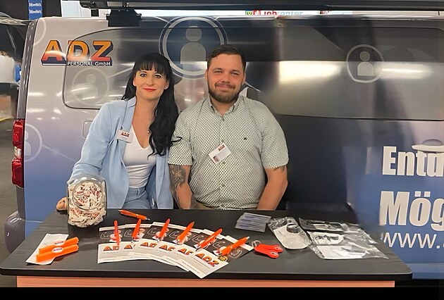 Evžen Mikovec s kolegyní