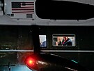 Donald Trump v helikopté�e Marine One p�istává ve Washingtonu. (19. zá�í 2025)