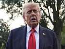 Prezident Donald Trump hovo�í s noviná�i u Bílého domu. (11. zá�í 2025)