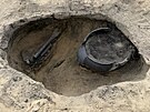 U Hrdel na Litomicku nali archeologov na 2 tisce let star hrob...