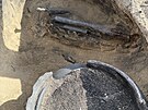 U Hrdel na Litomicku nali archeologov na 2 tisce let star hrob...