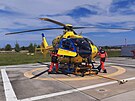 Vrtulnk startoval k zsahu ze zkladny na Letiti esk Budjovice.