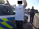 Recidivistu policist zadreli hned druh den pot, co pepadl seniorku.