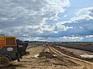 Stavba�i p�i budov�n� z��ezu pro d�lnici D35 mezi Strakovem a Janovem narazili...