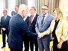Prezident Petr Pavel s manelkou Evou pijeli na nvtvu do Pardubickho kraje...