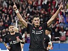 Patrik Schick se raduje z gólu v zápase Leverkusenu proti Frankfurtu.