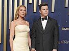 Scarlett Johanssonová a její man�el Colin Jost na cenách Emmy v Los Angeles...