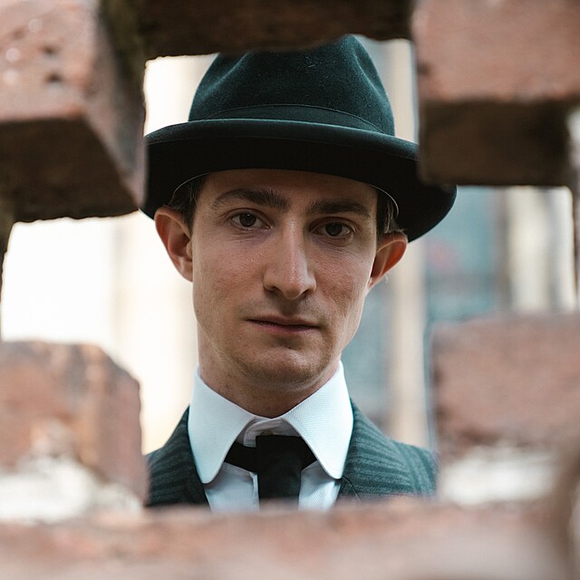 Film Franz od re�is�rky Agnieszka Hollandov�. Na sn�mku herec Idan Weiss jako...