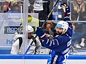 Libor Zábranský slaví gól do sít Sparty.