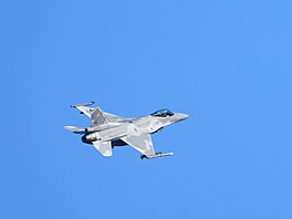 Stíhací letoun F-16 polského letectva (10. února 2025)