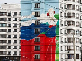 Nást�nná malba v okupovaném Mariupolu (23. b�ezna 2025)