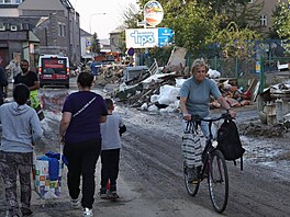 Opraveno, uklizeno. Jen se základními v�cmi ve�er p�ed vystoupením �eky Opavy z...