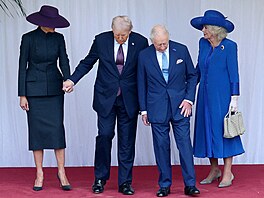 Americký prezident Donald Trump i s manelkou Melanií navtívil Velkou...