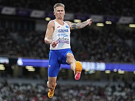 Radek Ju�ka v kvalifikaci dálka�� na mistrovství sv�ta v Tokiu.