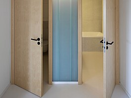 V dívjím rozloení ale byly místnosti spí uzavené a tmavé. Návrh se proto...